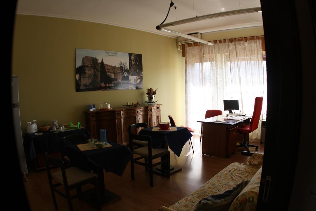 Rooms2Rent Реджо-Калабрія Екстер'єр фото