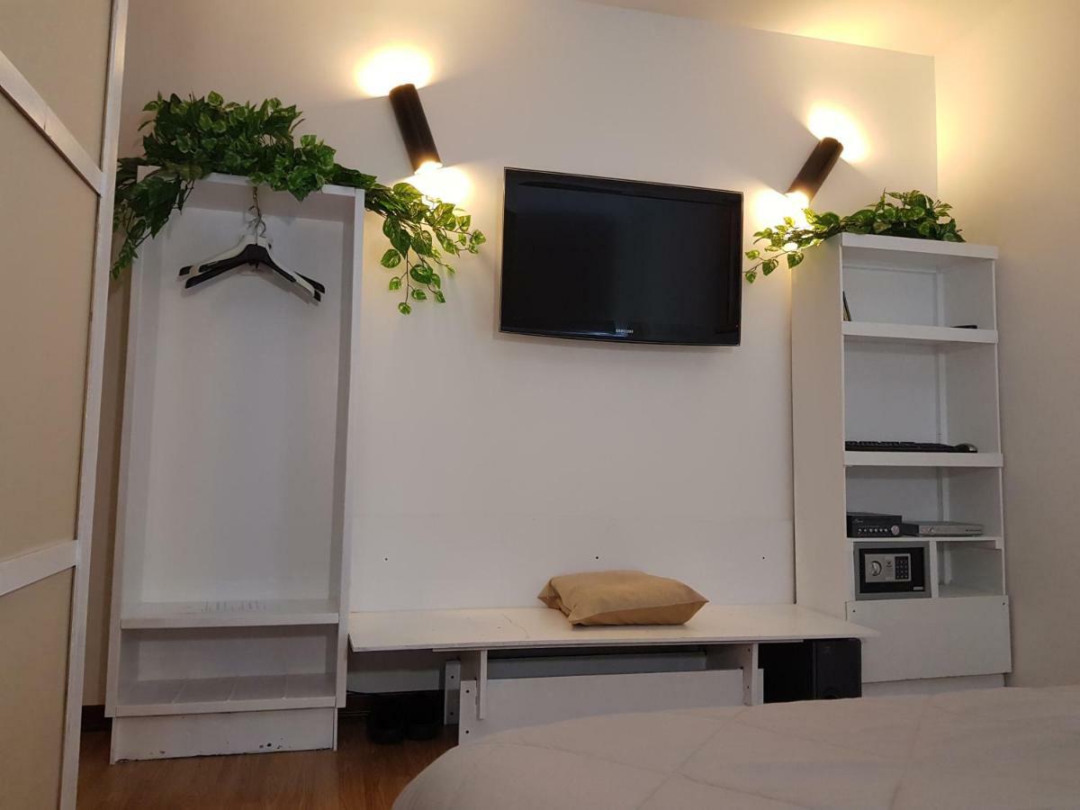 Rooms2Rent Реджо-Калабрія Екстер'єр фото